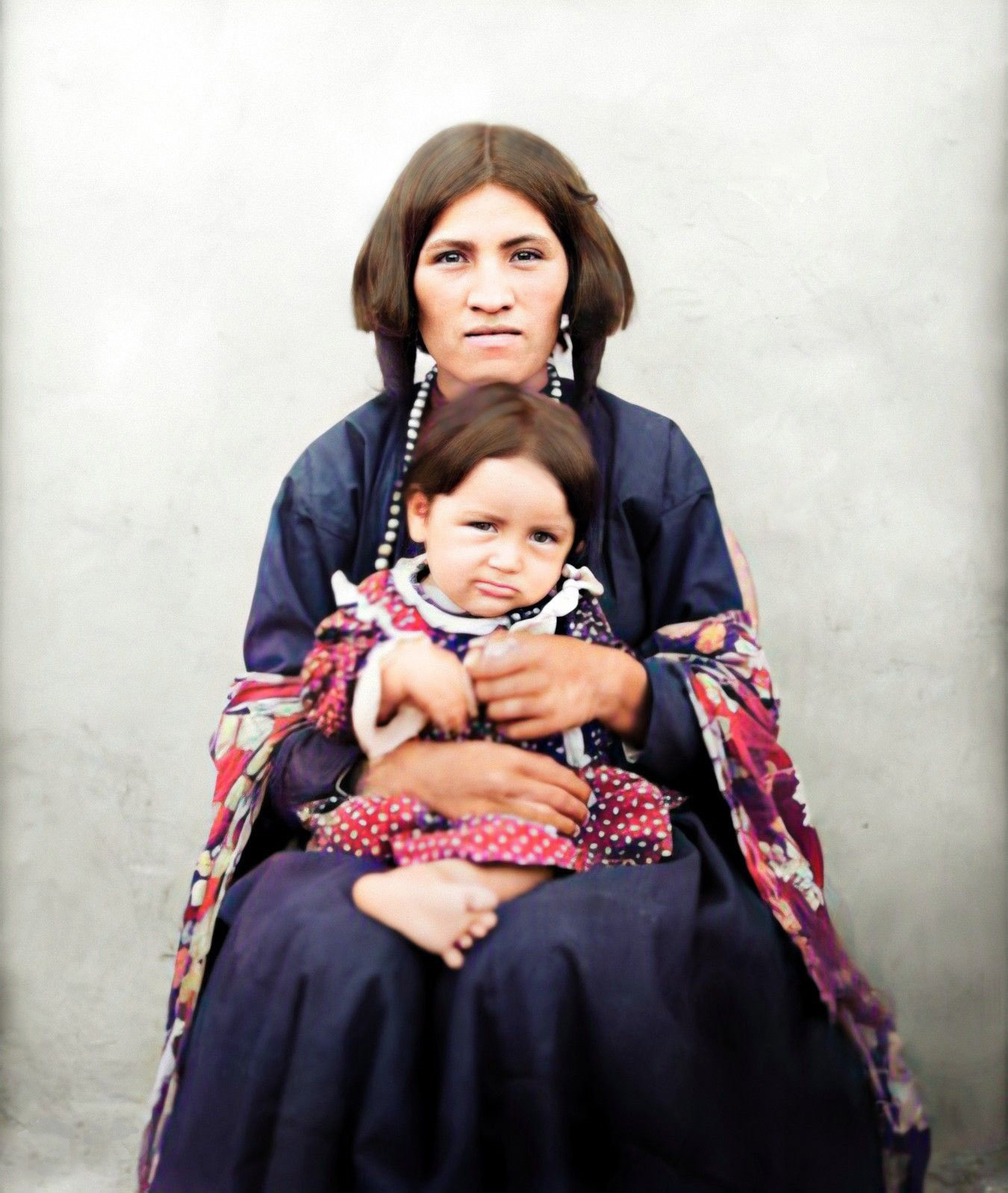 Annie Healing & Rachel Nampeyo, 1901