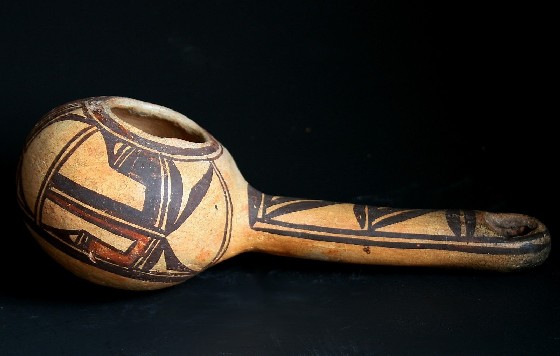 Nampeyo Hopi water dipper circa 1901