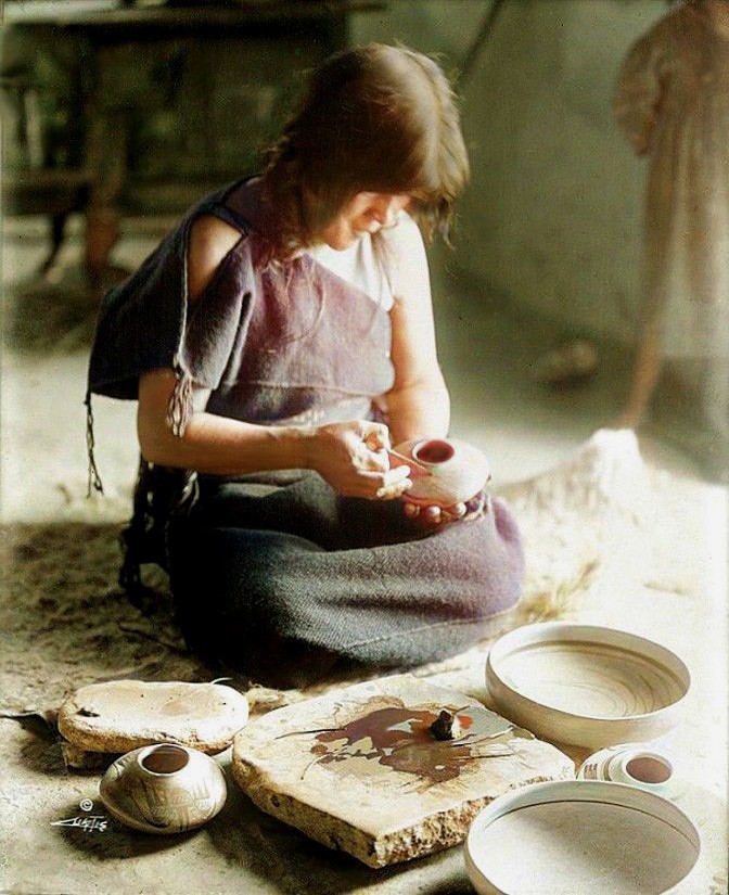 Restored 1906 photograph by Edward Curtis of Nampeyo